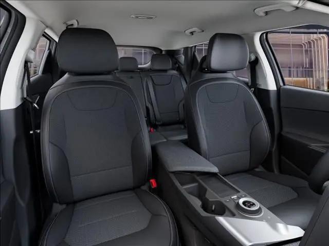 2025 Kia EV6 Light Long Range RWD