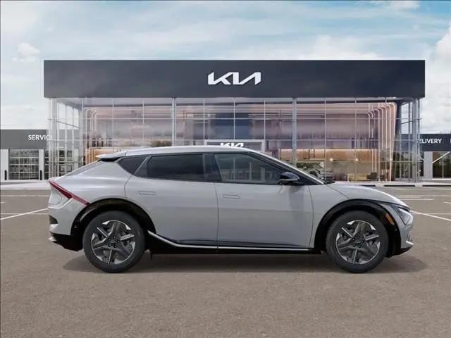 2025 Kia EV6 Light Long Range RWD