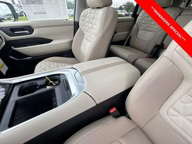 2025 Nissan Armada Platinum Reserve 4WD