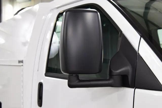 2025 Chevrolet Express Cutaway Work Van