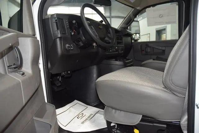 2025 Chevrolet Express Cutaway Work Van