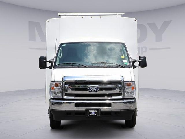 2026 Ford E-350 Cutaway Base