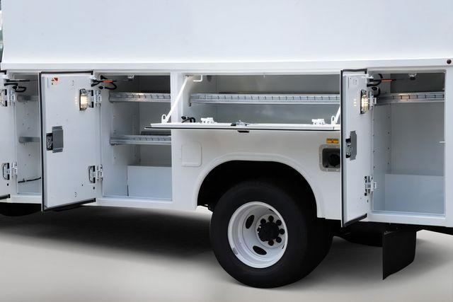 2026 Ford E-350 Cutaway Base