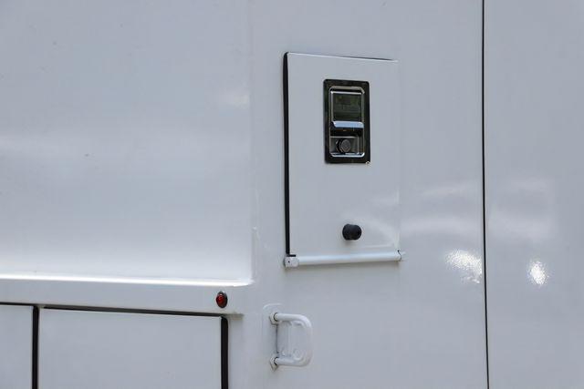 2026 Ford E-350 Cutaway Base