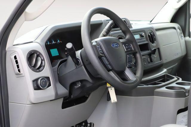 2026 Ford E-350 Cutaway Base