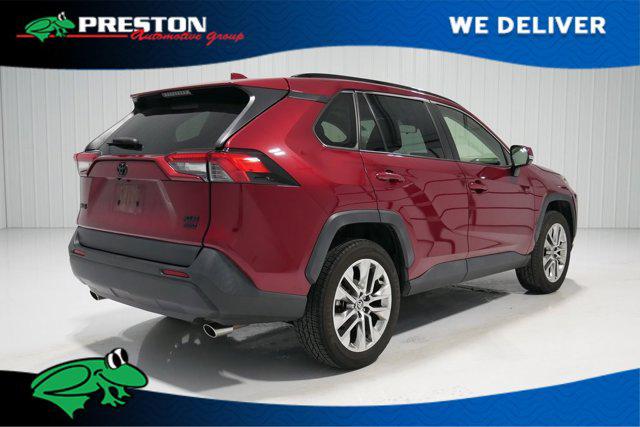 2020 Toyota RAV4 XLE Premium