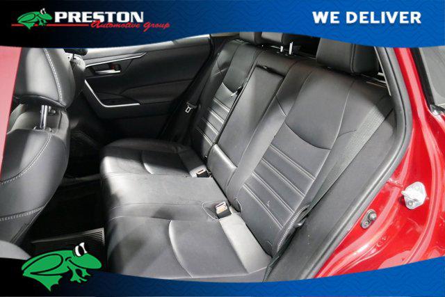 2020 Toyota RAV4 XLE Premium