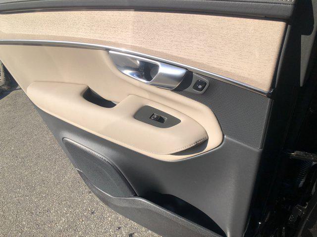 2026 Volvo XC90 Plug-In Hybrid T8 Plus 7-Seater
