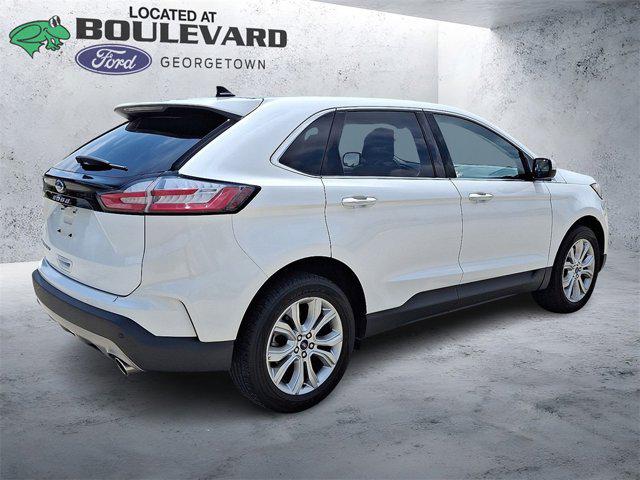 2021 Ford Edge Titanium