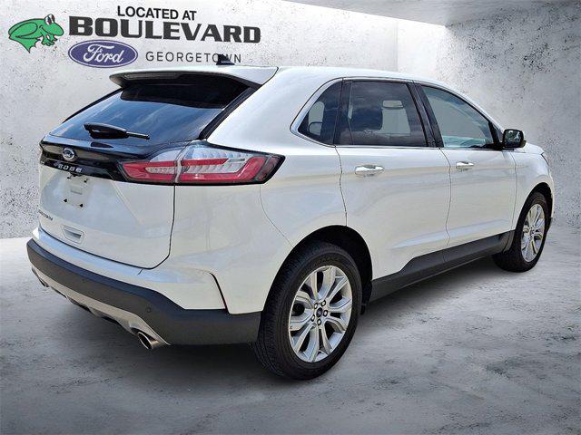 2021 Ford Edge Titanium