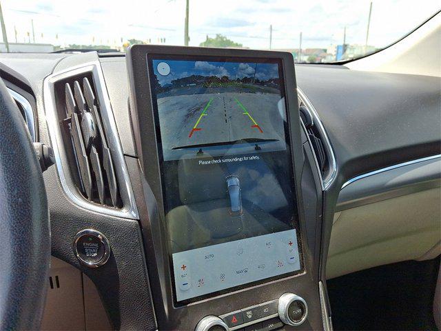 2021 Ford Edge Titanium