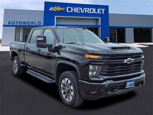 2024 Chevrolet Silverado 2500HD 4WD Crew Cab Standard Bed Custom