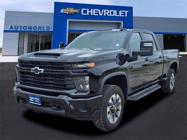 2024 Chevrolet Silverado 2500HD 4WD Crew Cab Standard Bed Custom