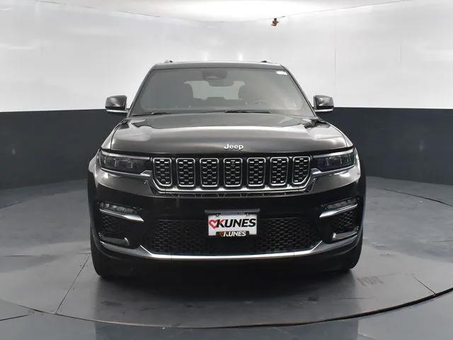 2022 Jeep Grand Cherokee 4xe Summit Reserve 4x4 2022 Jeep Grand Cherokee 4xe Summit Reserve 4x4
