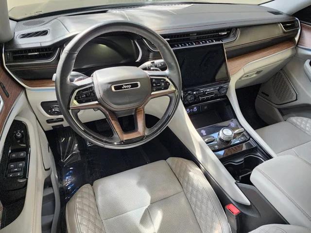 2021 Jeep Grand Cherokee L Summit 4x4 2021 Jeep Grand Cherokee L Summit 4x4