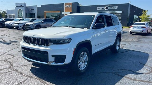 2023 Jeep Grand Cherokee L Laredo 4x2
