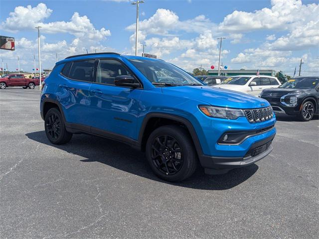 2025 Jeep Compass COMPASS LATITUDE 4X4