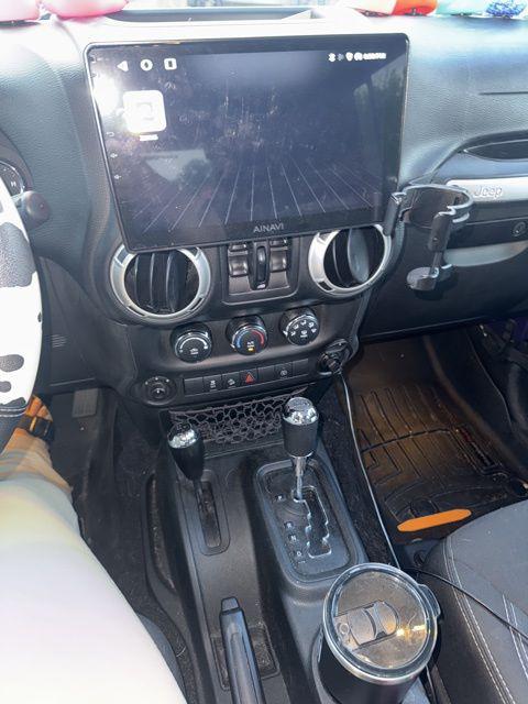 2017 Jeep Wrangler Unlimited Sahara 4x4