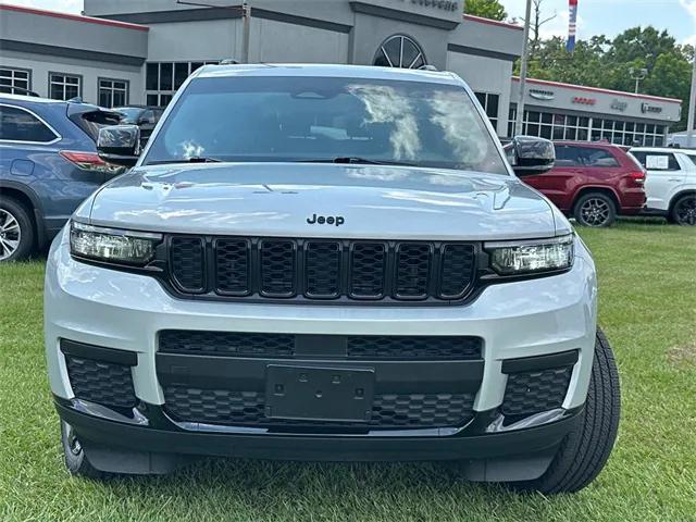 2023 Jeep Grand Cherokee L Altitude 4x2