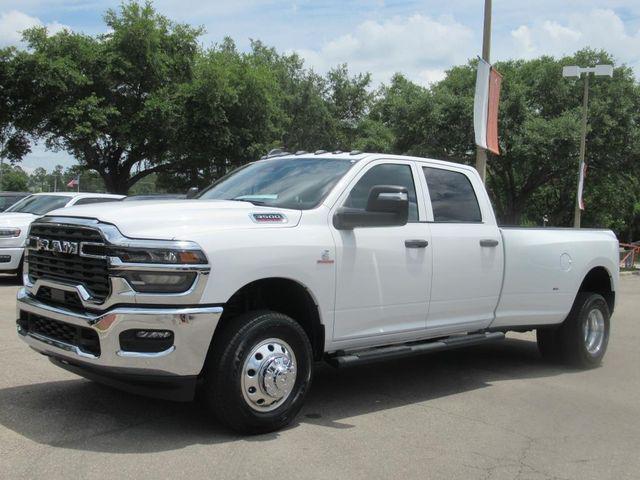 2025 RAM Ram 3500 RAM 3500 TRADESMAN CREW CAB 4X4 8 BOX