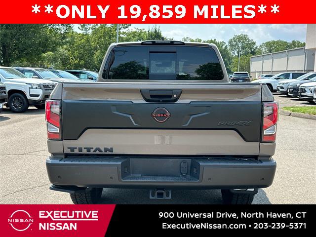 2024 Nissan TITAN Crew Cab PRO-4X 4x4