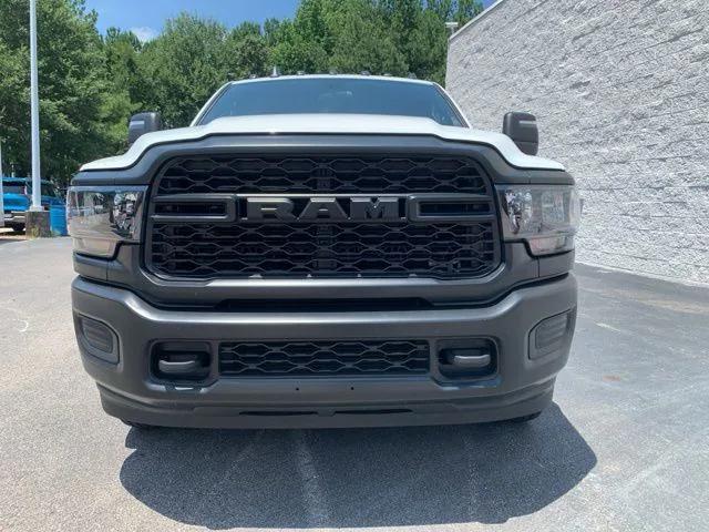 2024 RAM 3500 Tradesman Crew Cab 4x4 8 Box