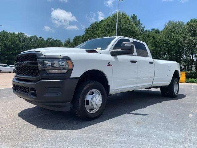 2024 RAM 3500 Tradesman Crew Cab 4x4 8 Box