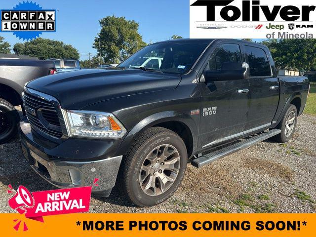 2017 RAM 1500 Limited Crew Cab 4x4 57 Box