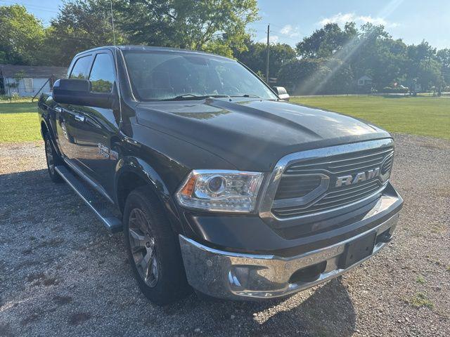 2017 RAM 1500 Limited Crew Cab 4x4 57 Box