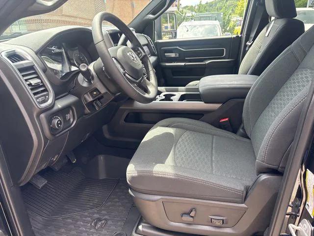 2025 RAM 2500 Big Horn Crew Cab 4x4 64 Box