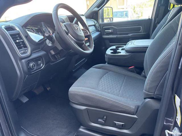 2025 RAM 2500 Big Horn Crew Cab 4x4 64 Box