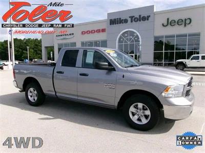 2024 RAM 1500 Classic SLT Quad Cab 4x4 64 Box
