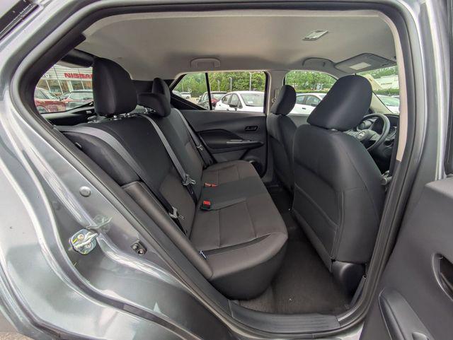 2025 Nissan Kicks S