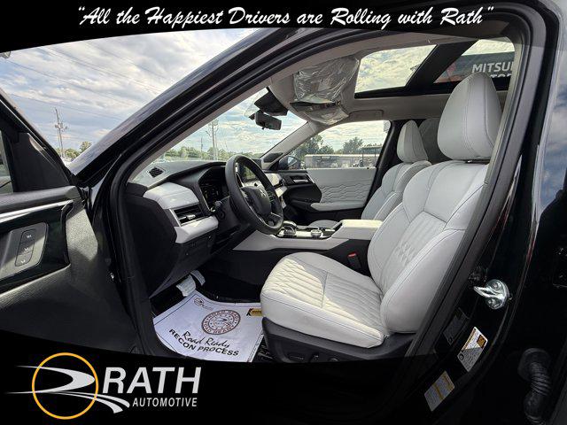 2025 Mitsubishi Outlander PLATINUM EDITION 2.5 S-AWC