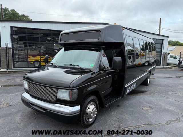 2005 Ford E-450 Cutaway Shuttle/Party Event Van Bus