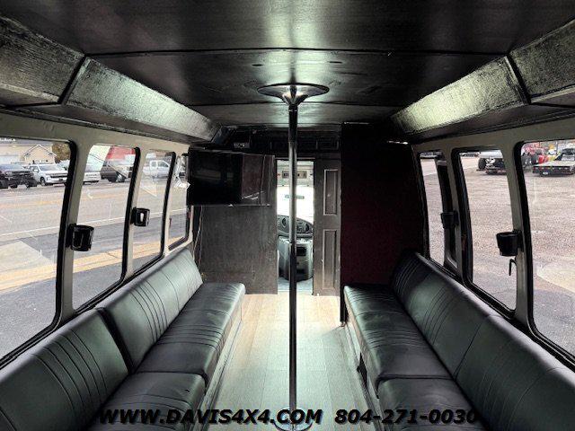 2005 Ford E-450 Cutaway Shuttle/Party Event Van Bus