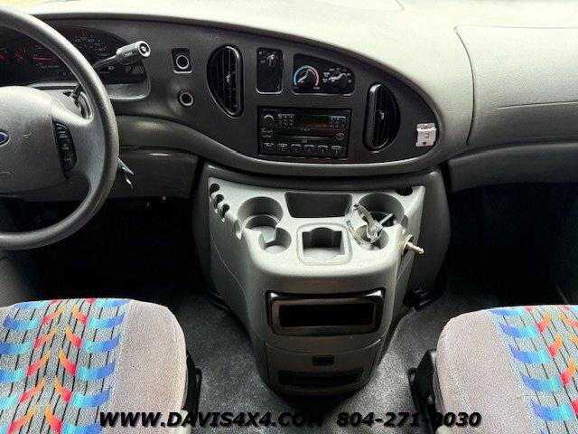 2005 Ford E-450 Cutaway Shuttle/Party Event Van Bus