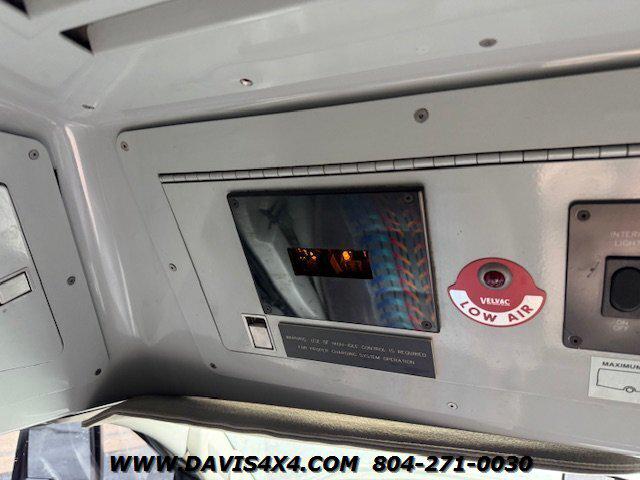 2005 Ford E-450 Cutaway Shuttle/Party Event Van Bus