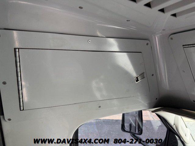 2005 Ford E-450 Cutaway Shuttle/Party Event Van Bus