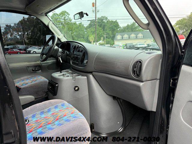 2005 Ford E-450 Cutaway Shuttle/Party Event Van Bus