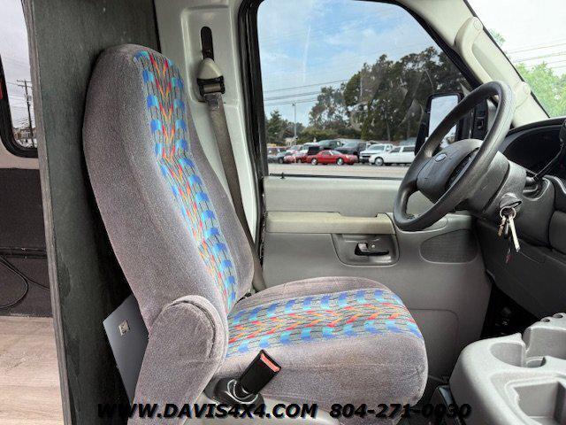 2005 Ford E-450 Cutaway Shuttle/Party Event Van Bus