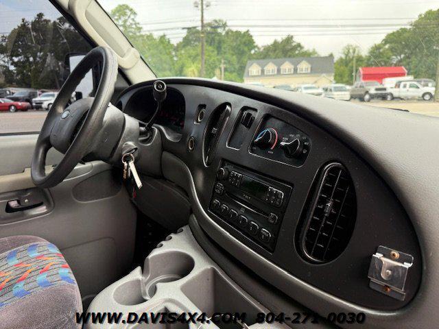 2005 Ford E-450 Cutaway Shuttle/Party Event Van Bus