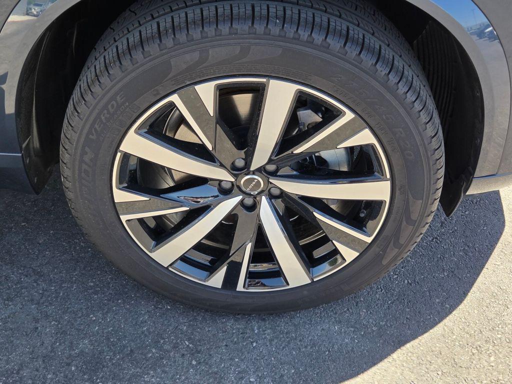 2026 Volvo XC90 Core - Photo 9