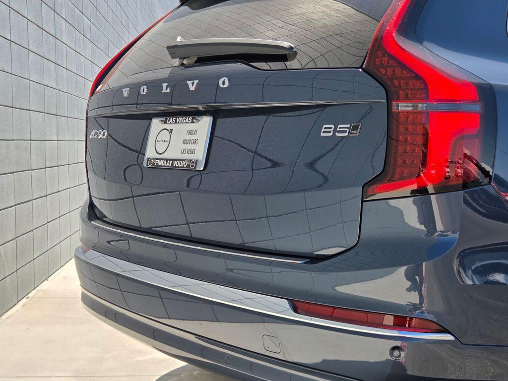 2026 Volvo XC90 Core - Photo 11