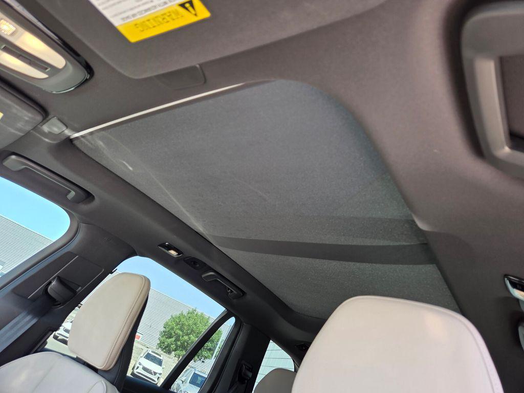 2026 Volvo XC90 Core - Photo 14