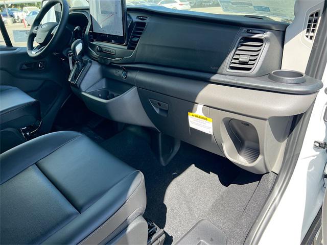 2025 Ford Transit Cargo Van Base