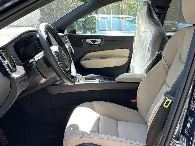 2026 Volvo XC60 B5 Core