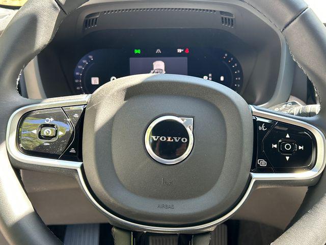 2026 Volvo XC60 B5 Core