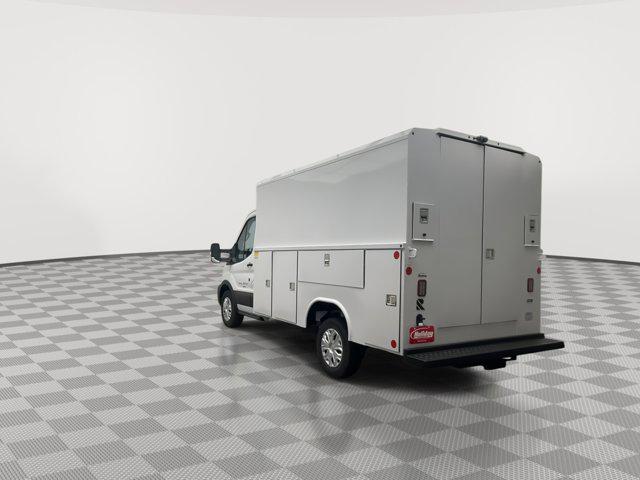 2025 Ford Transit Cutaway Base