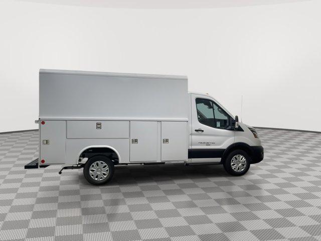 2025 Ford Transit Cutaway Base